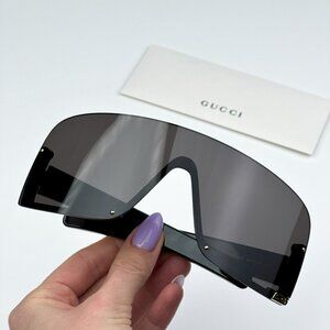 Gucci GG1637S 003 BRAND NEW Sunglasses Black Grey Unisex Mask